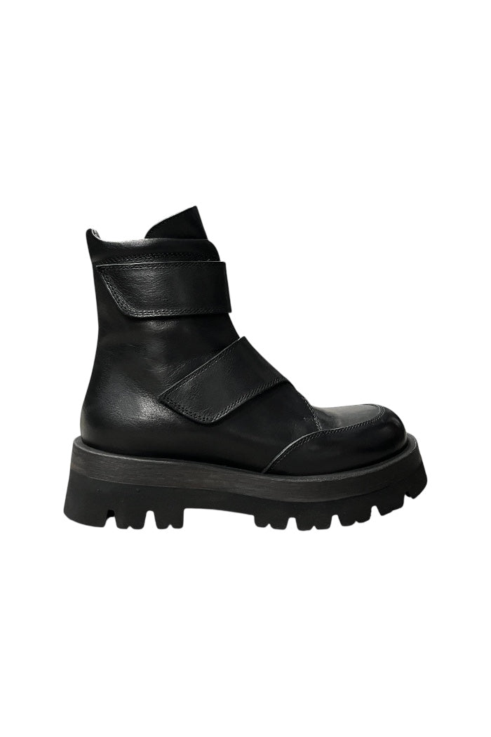 Lofina 8520 Boots